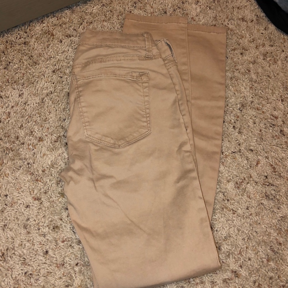 Khaki Skinny Jeans!